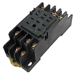 Розетка PYF11A для 4453(18F) 3 группы контактов